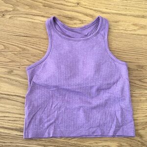 Lululemon Ebb to street crop